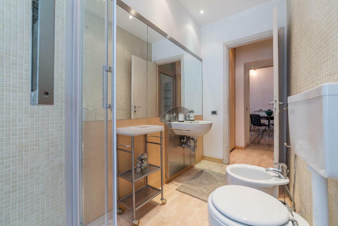 San Giovanni & Colosseo Roomy Flat Rome Exterior photo