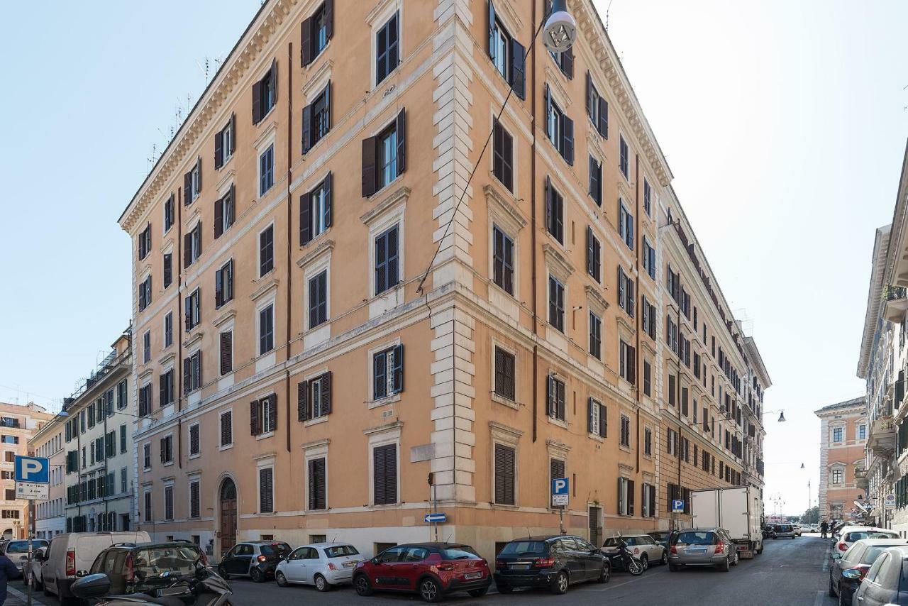San Giovanni & Colosseo Roomy Flat Rome Exterior photo